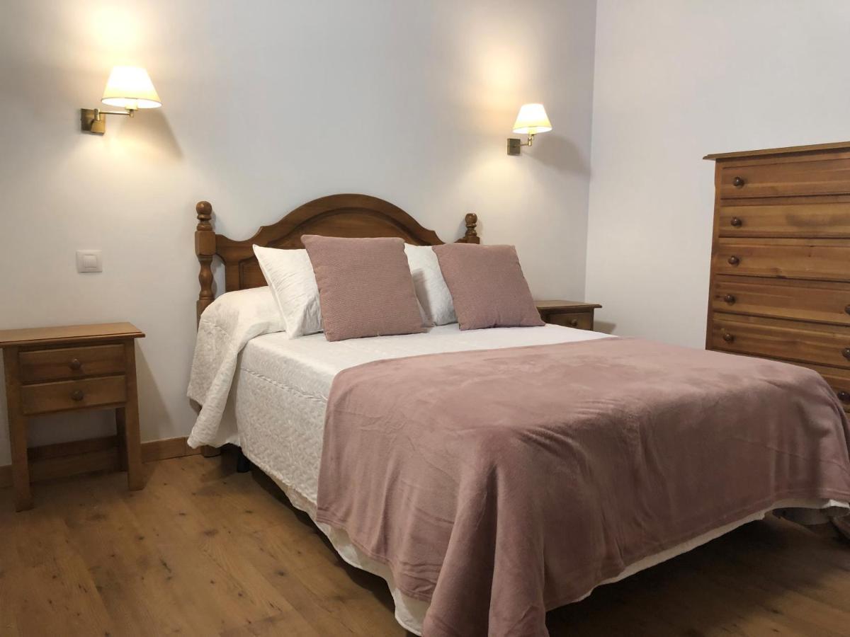 Apartamentos El Puente Camaleño المظهر الخارجي الصورة